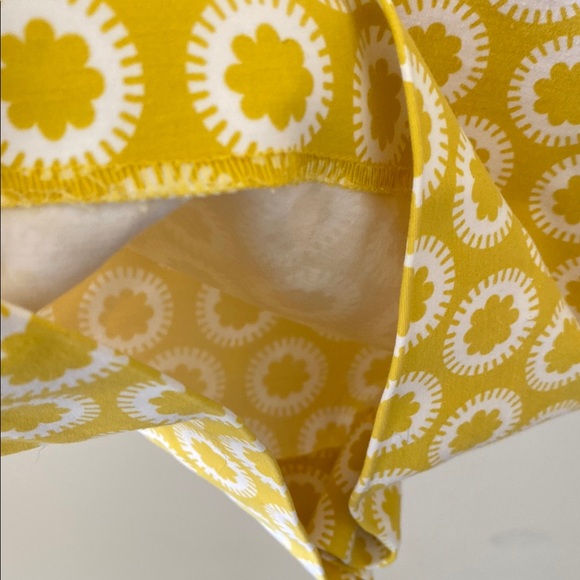 Yellow and White Patterned Shorts - Picture 10 of 10